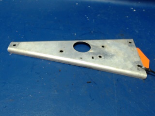 5626002-1 Cessna - BRACKET-LH FUEL SELECTOR VALVE
